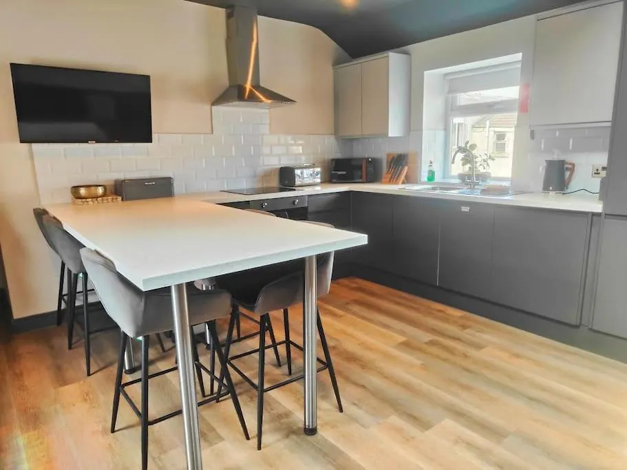 Sloane Modern 2 Bedroom Seafront Apartment Blackpool