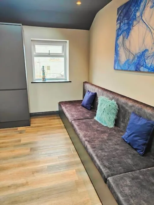 Sloane Modern 2 Bedroom Seafront Apartment Blackpool 0*,