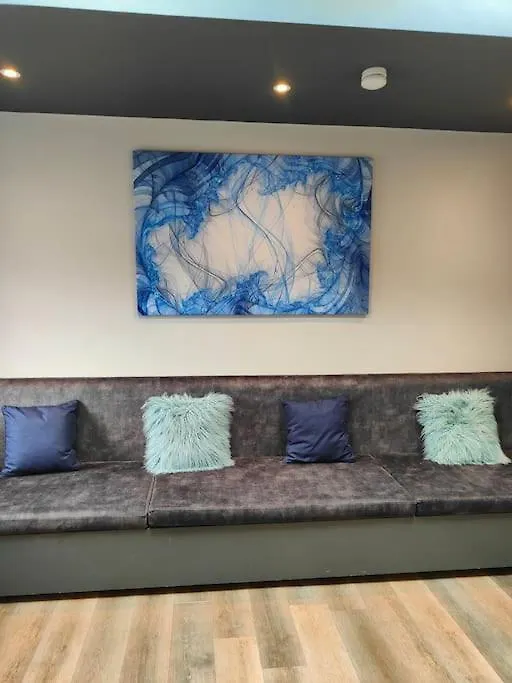 Sloane Modern 2 Bedroom Seafront Apartment Blackpool